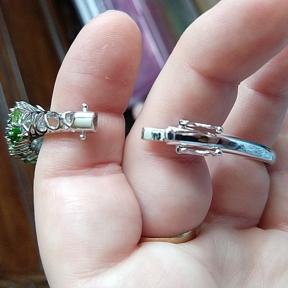 Green and clear gemstone sterling silver 925 bracelet hinged bangle - Picture 8 of 12